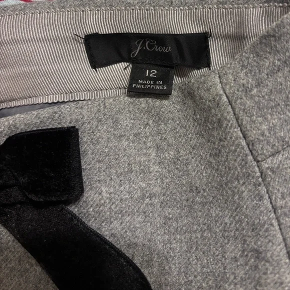 J. Crew Gray Pencil Skirt with Black Bow Details - Picture 2 of 4
